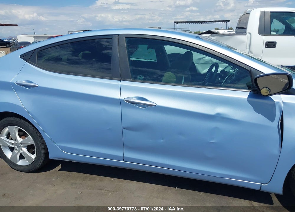 2013 HYUNDAI ELANTRA GLS VIN: KMHDH4AE1DU766695