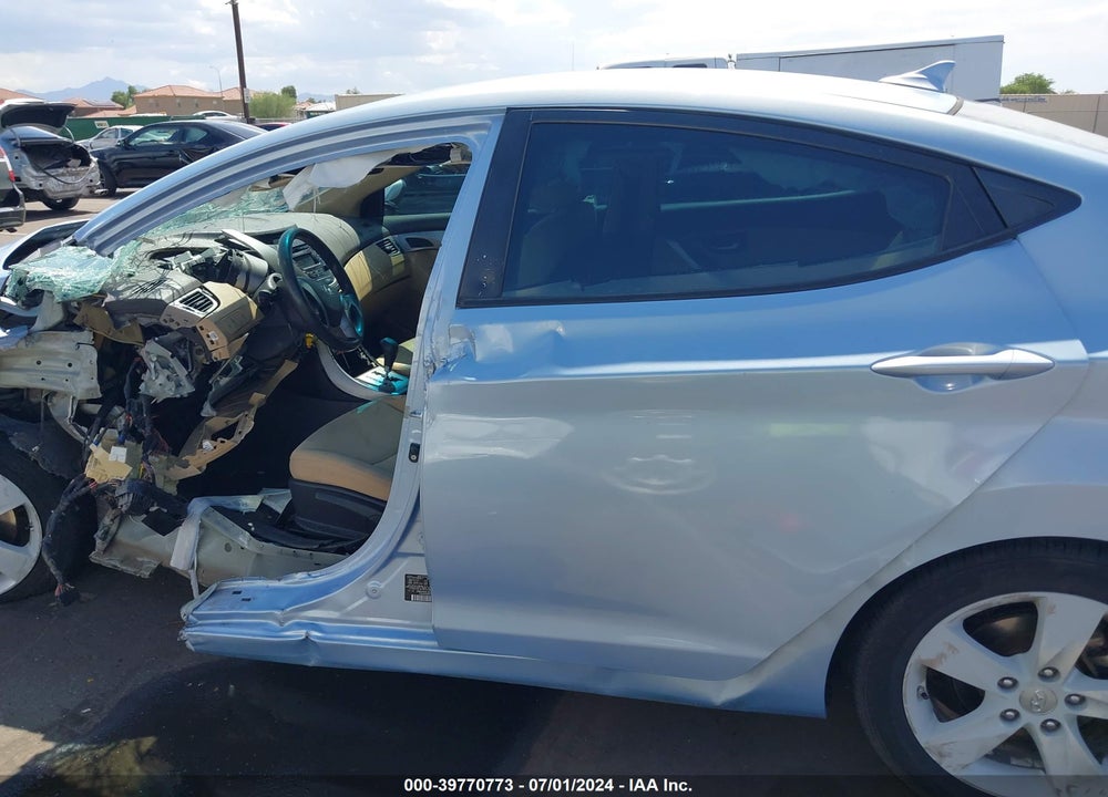 2013 HYUNDAI ELANTRA GLS VIN: KMHDH4AE1DU766695