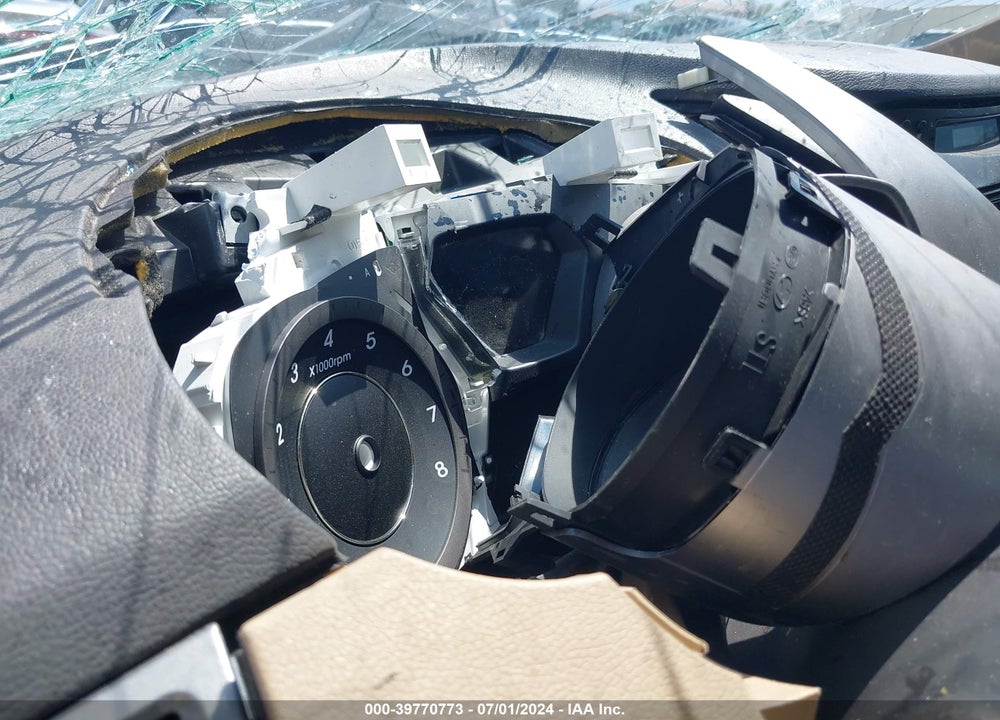 2013 HYUNDAI ELANTRA GLS VIN: KMHDH4AE1DU766695