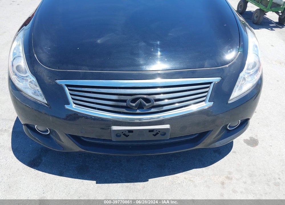 2015 INFINITI Q40 VIN: JN1CV6AP7FM502067