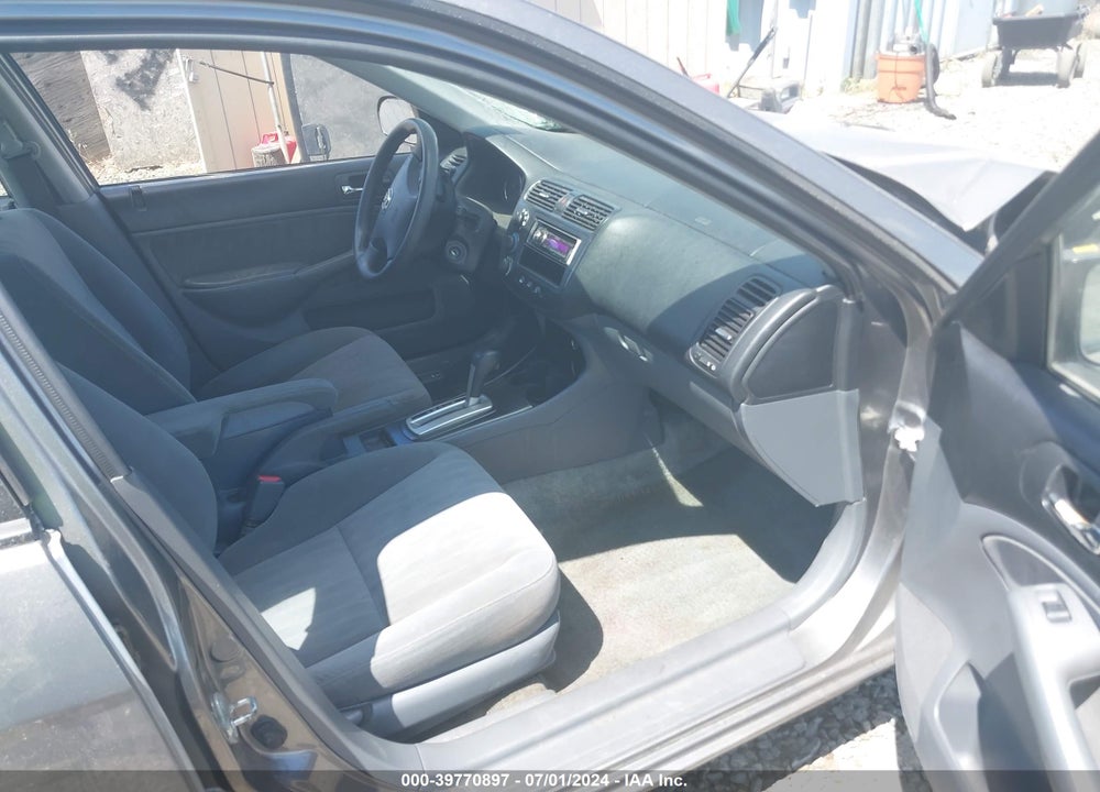 2005 HONDA CIVIC LX VIN: 2HGES16555H562683
