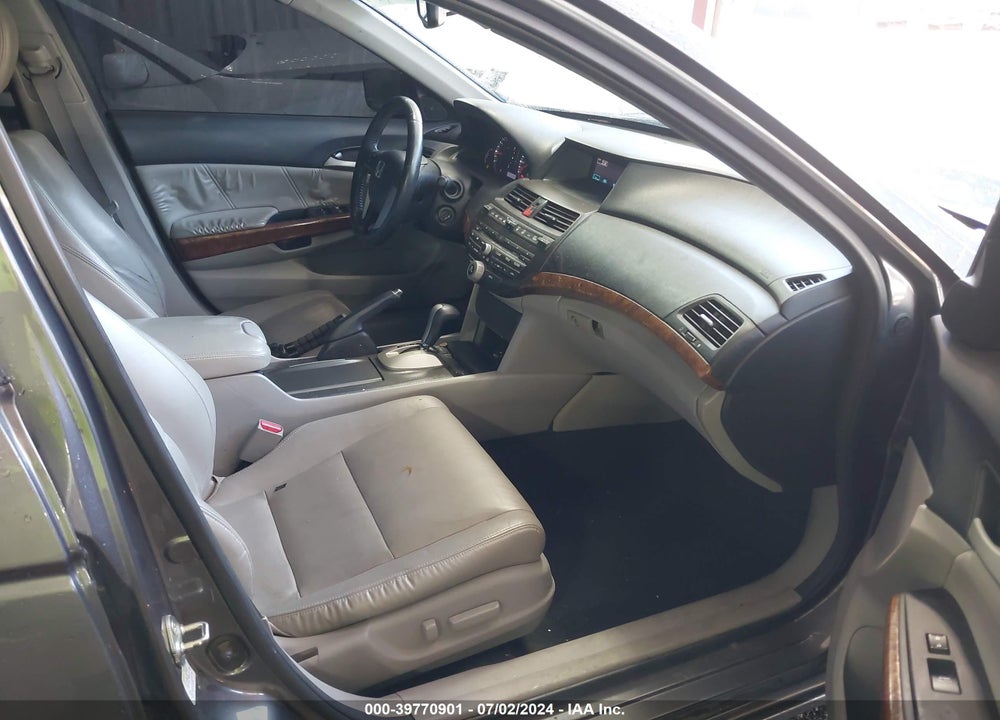 2012 HONDA ACCORD 2.4 EX-L VIN: 1HGCP2F8XCA196031