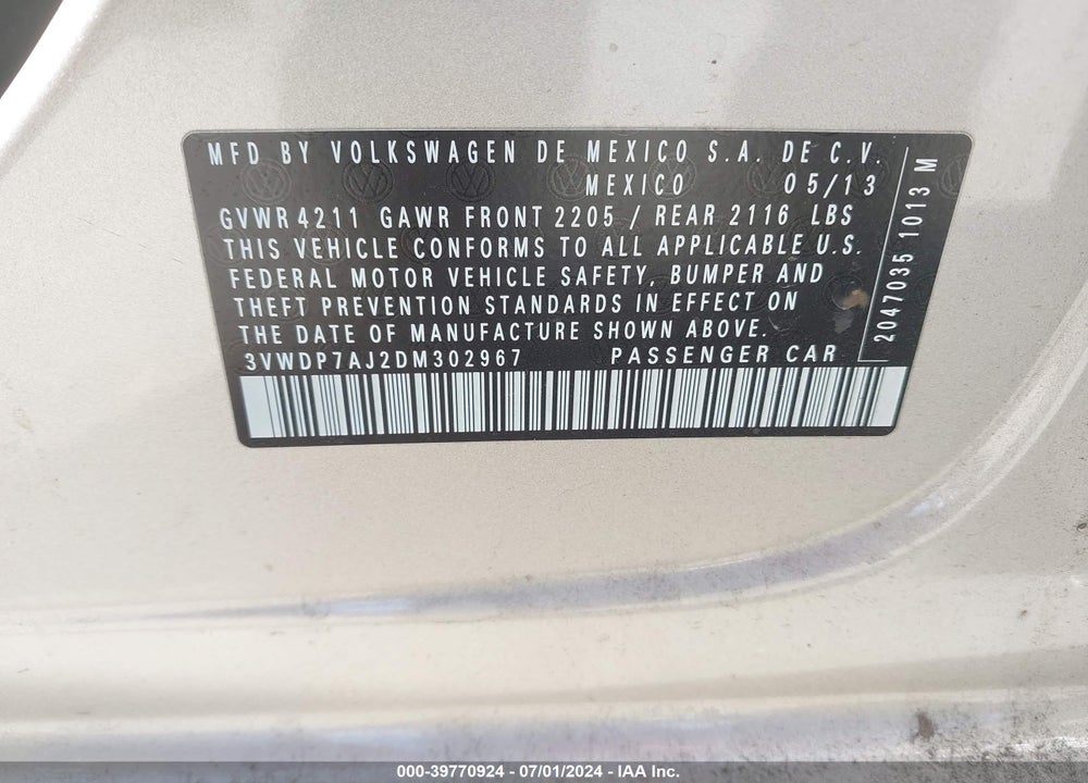 2013 VOLKSWAGEN JETTA 2.5L SE VIN: 3VWDP7AJ2DM302967