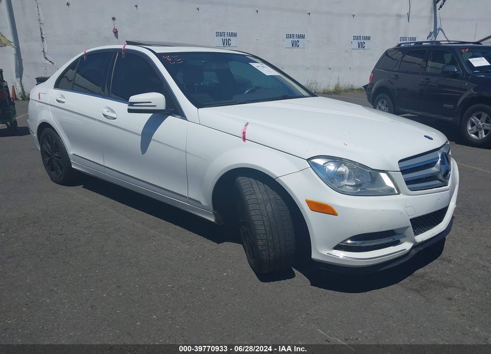 2014 MERCEDES-BENZ C 300 LUXURY 4MATIC/SPORT 4MATIC VIN: WDDGF8AB1EA948488