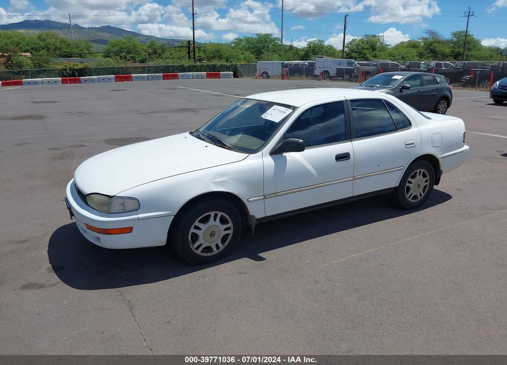 1993 TOYOTA CAMRY LE VIN: JT2VK12E8P0169135