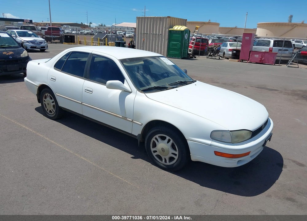 1993 TOYOTA CAMRY LE VIN: JT2VK12E8P0169135