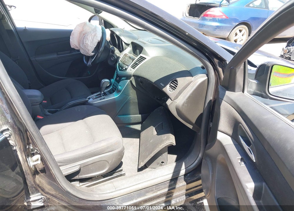 2014 CHEVROLET CRUZE 1LT AUTO VIN: 1G1PC5SB2E7441928