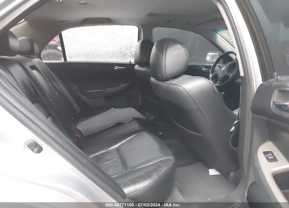 2005 HONDA ACCORD 2.4 EX VIN: 1HGCM55835A066641