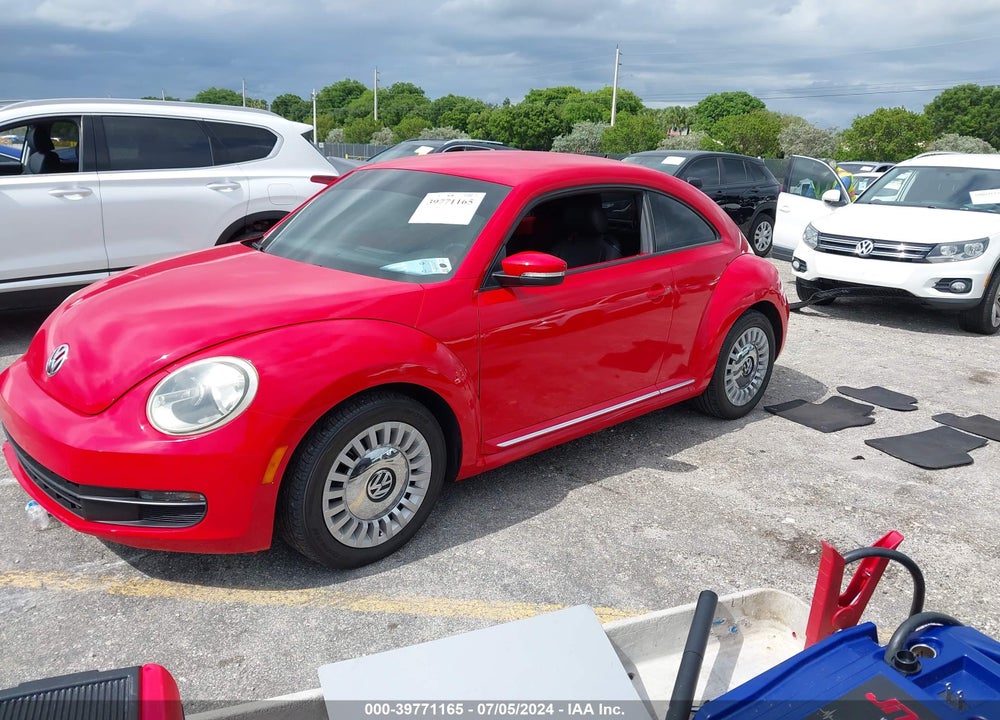 2013 VOLKSWAGEN BEETLE 2.5L VIN: 3VWJX7AT4DM680938