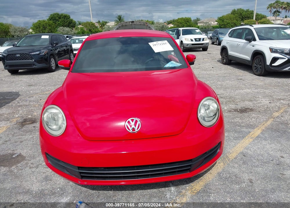 2013 VOLKSWAGEN BEETLE 2.5L VIN: 3VWJX7AT4DM680938