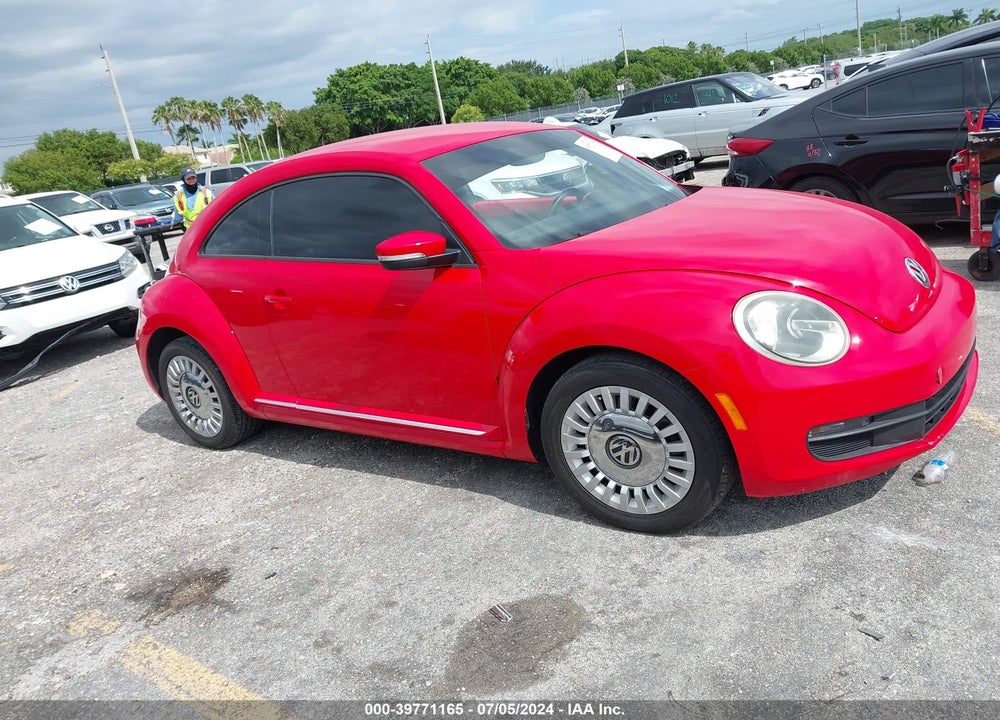 2013 VOLKSWAGEN BEETLE 2.5L VIN: 3VWJX7AT4DM680938