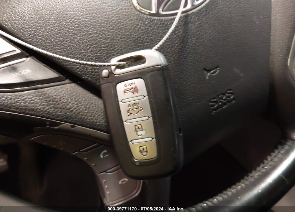 2012 HYUNDAI SONATA SE VIN: 5NPEC4AC5CH329197