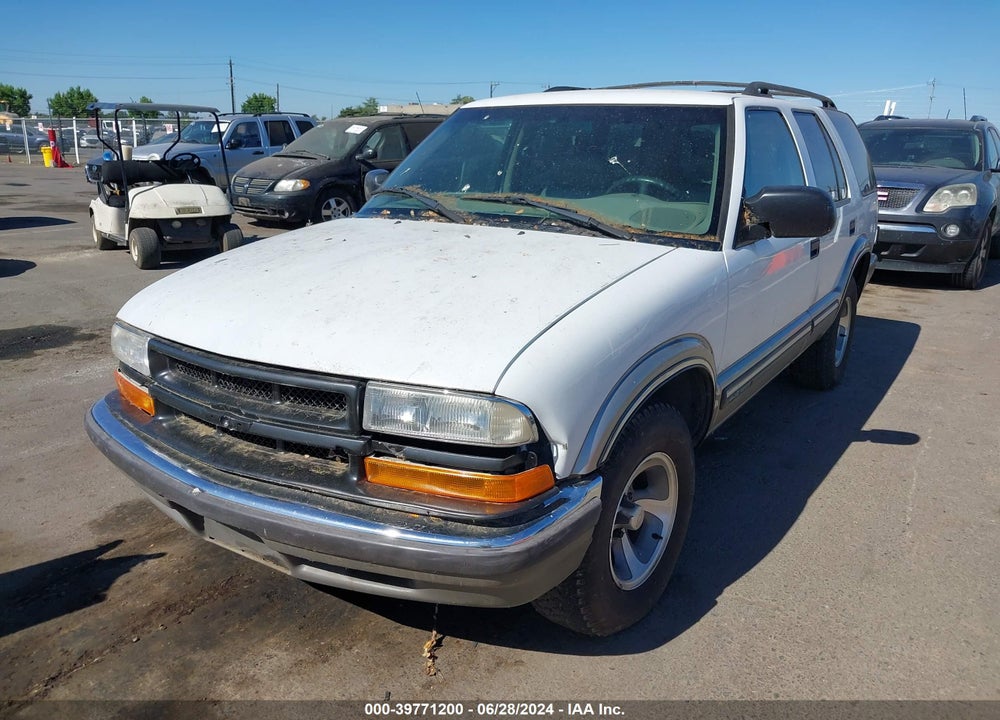 2000 CHEVROLET BLAZER LT VIN: 1GNCS13W0Y2293256