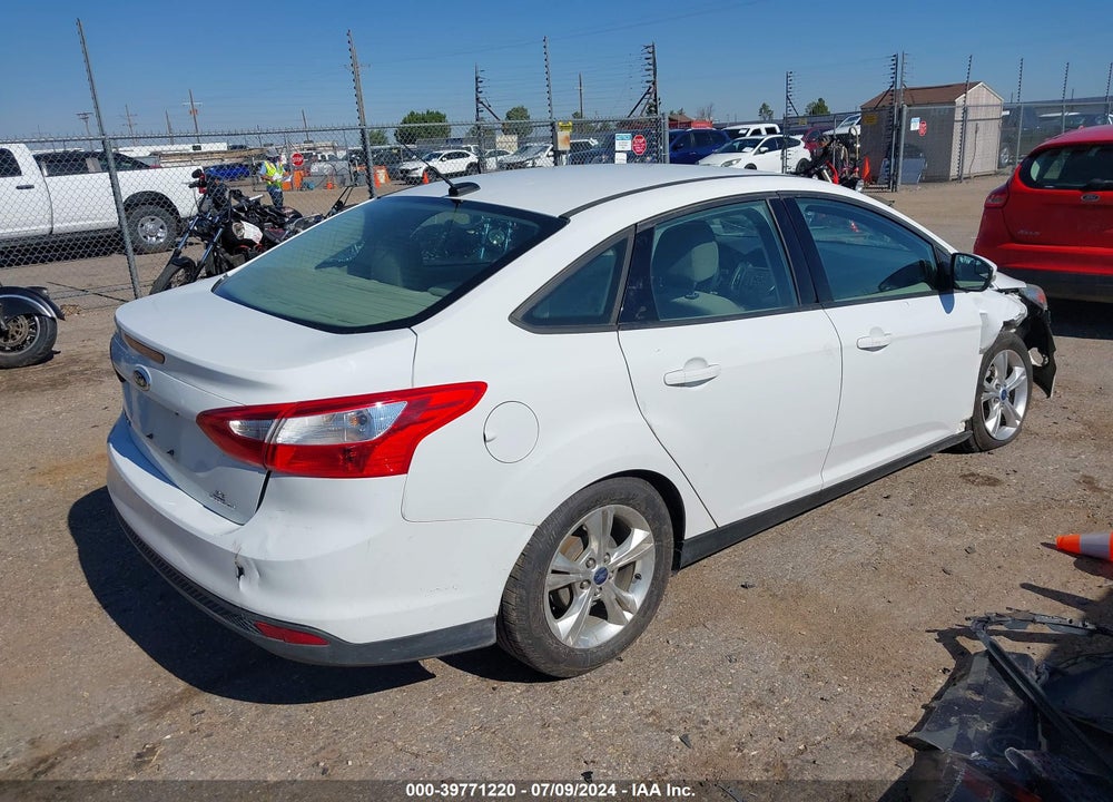 2014 FORD FOCUS SE VIN: 1FADP3F23EL293587