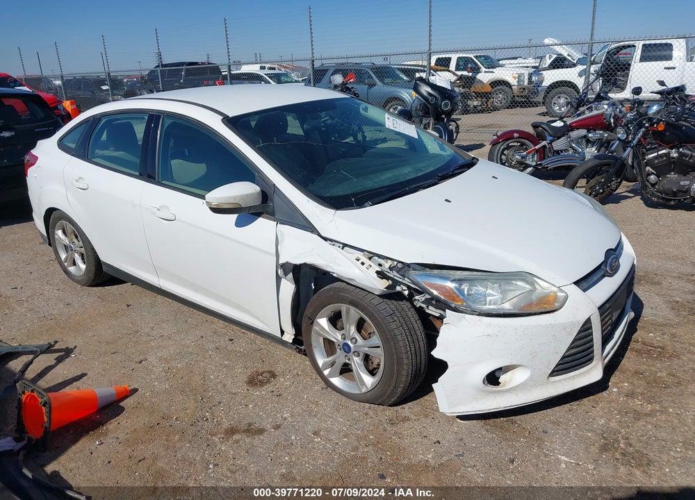 2014 FORD FOCUS SE VIN: 1FADP3F23EL293587