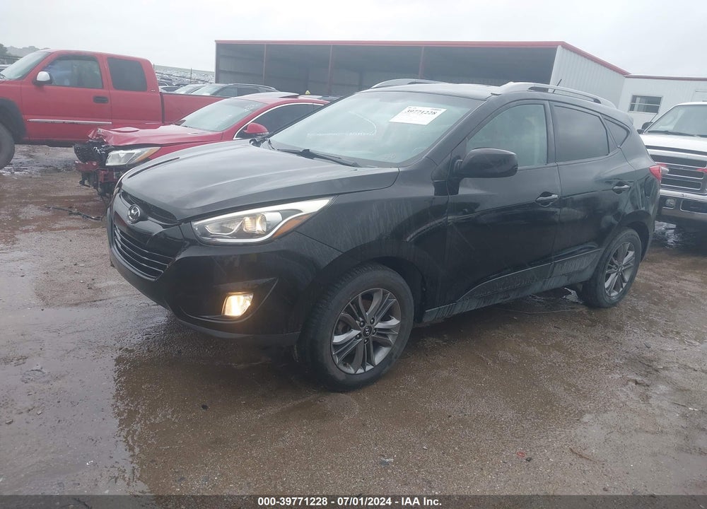 2015 HYUNDAI TUCSON SE VIN: KM8JU3AG7FU061400