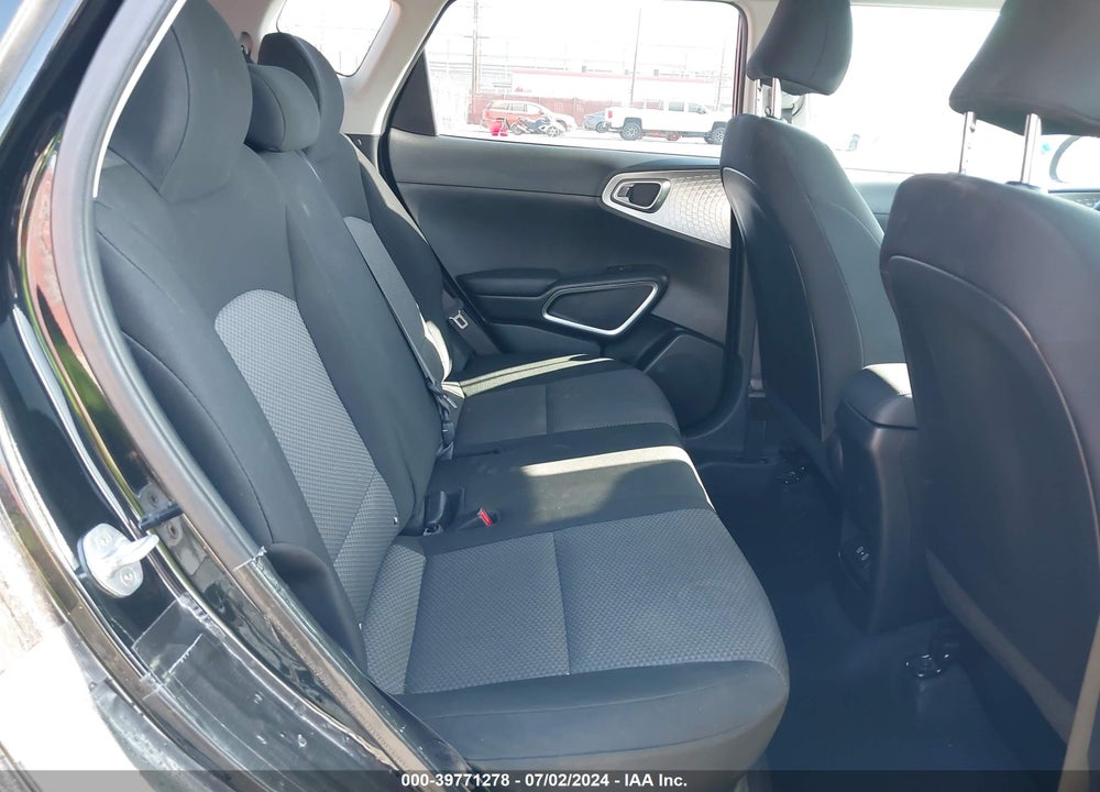 2023 KIA SOUL !/+/S VIN: KNDJ23AU8P7850574