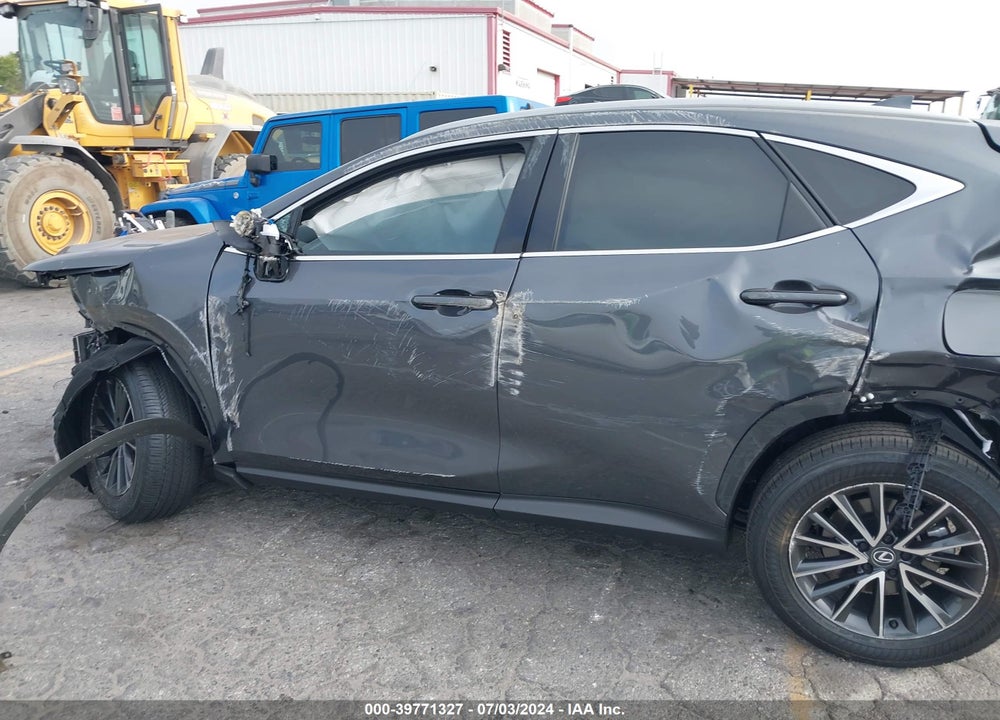 2025 LEXUS NX 250 PREMIUM VIN: 2T2GDCAZ8SC017618