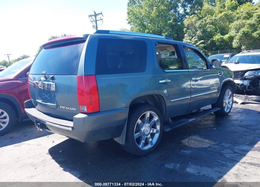2008 CADILLAC ESCALADE STANDARD VIN: 1GYFK63828R158964