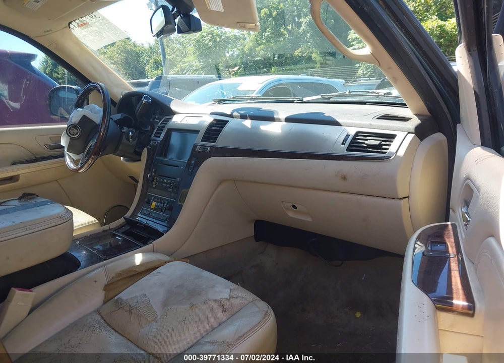 2008 CADILLAC ESCALADE STANDARD VIN: 1GYFK63828R158964