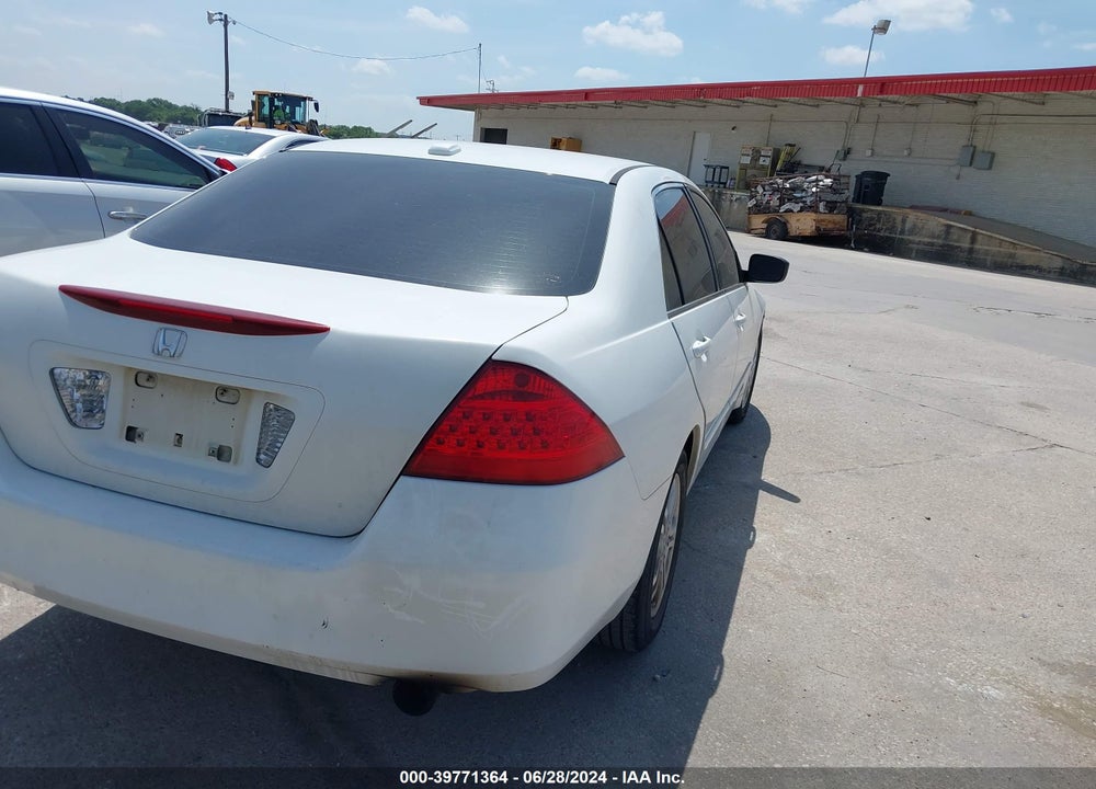 2006 HONDA ACCORD 2.4 EX VIN: JHMCM56826C009087
