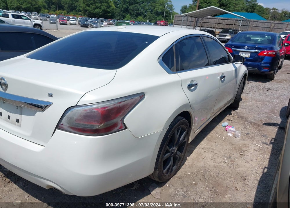 2015 NISSAN ALTIMA 2.5/2.5 S/2.5 SL/2.5 SV VIN: 1N4AL3AP6FN318389