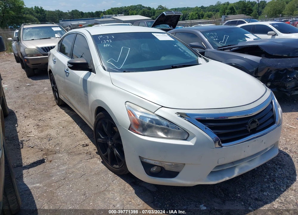 2015 NISSAN ALTIMA 2.5/2.5 S/2.5 SL/2.5 SV VIN: 1N4AL3AP6FN318389