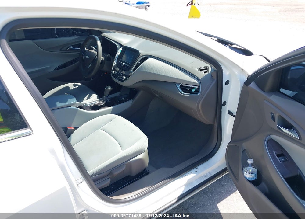 2016 CHEVROLET MALIBU LS VIN: 1G1ZB5ST3GF213823