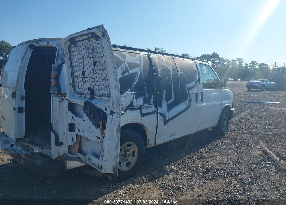 2006 CHEVROLET EXPRESS WORK VAN VIN: 1GCFG15X361182474