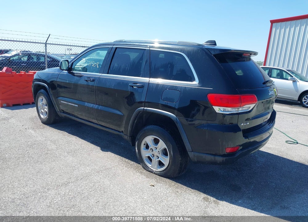 2015 JEEP GRAND CHEROKEE LAREDO VIN: 1C4RJFAG4FC852670
