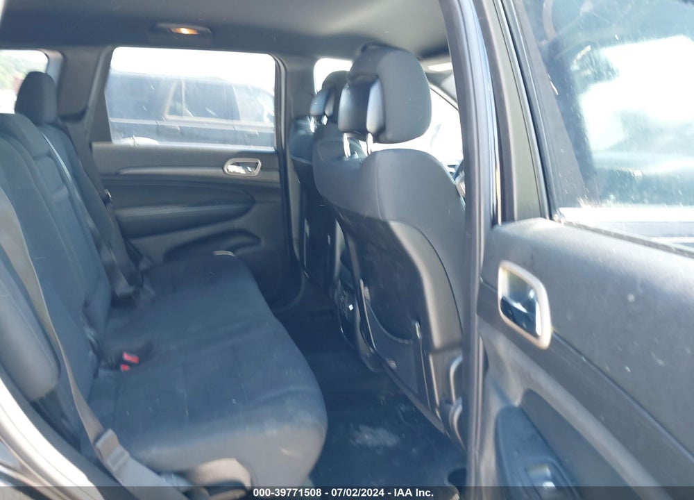 2015 JEEP GRAND CHEROKEE LAREDO VIN: 1C4RJFAG4FC852670