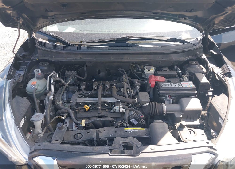 2018 NISSAN KICKS SV VIN: 3N1CP5CU2JL541689