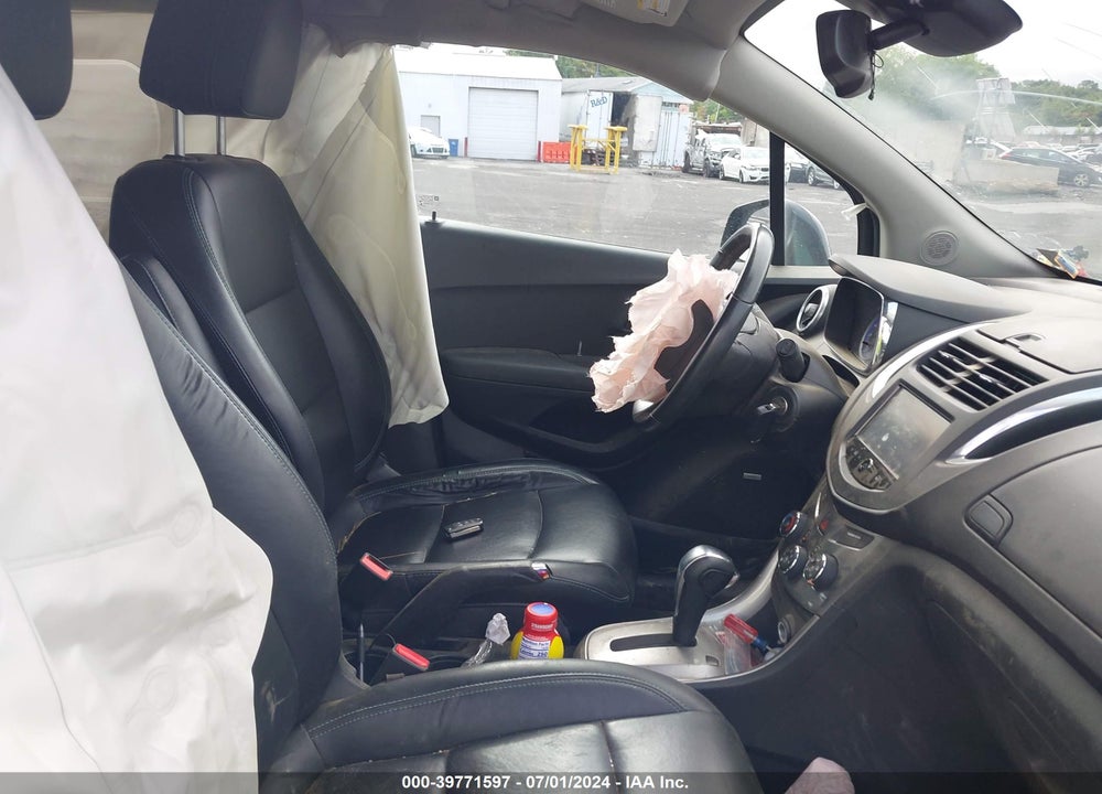 2015 CHEVROLET TRAX LTZ VIN: 3GNCJTSB9FL174968