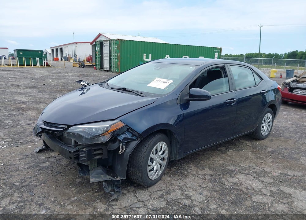 2018 TOYOTA COROLLA LE VIN: 5YFBURHEXJP844278