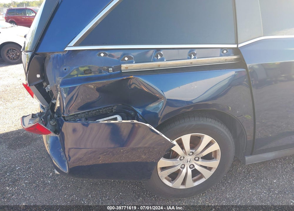 2016 HONDA ODYSSEY SE VIN: 5FNRL5H38GB080380