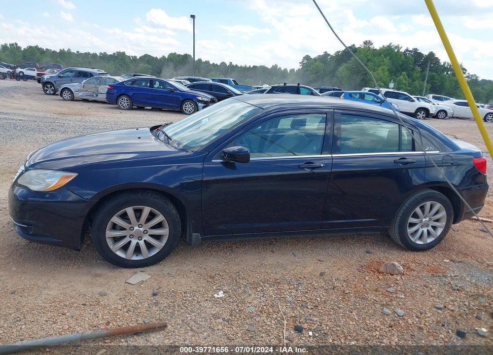 2011 CHRYSLER 200 TOURING VIN: 1C3BC1FG3BN512050