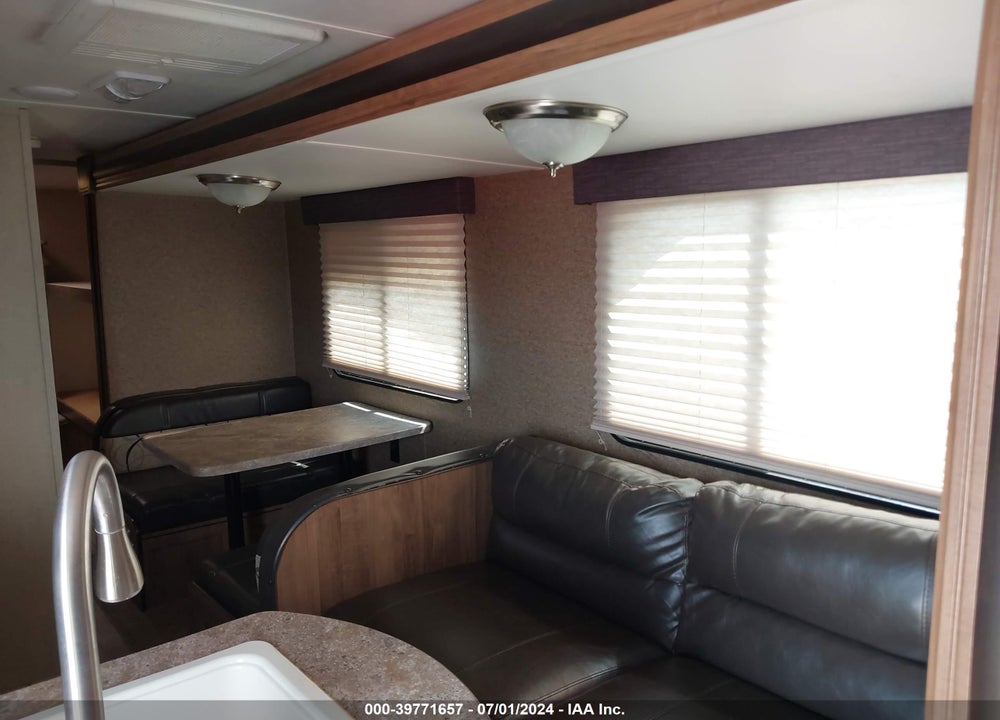 2018 GULFSTREAM OTHER VIN: 1NL1G3322J1129815