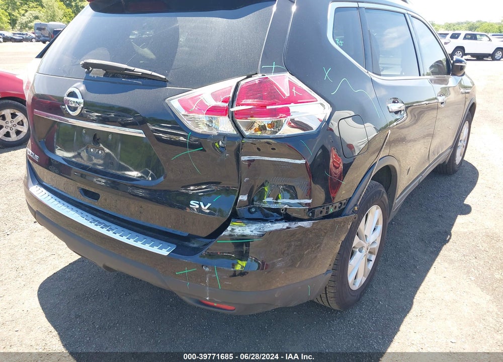 2015 NISSAN ROGUE VIN: 5N1AT2MT3FC920252