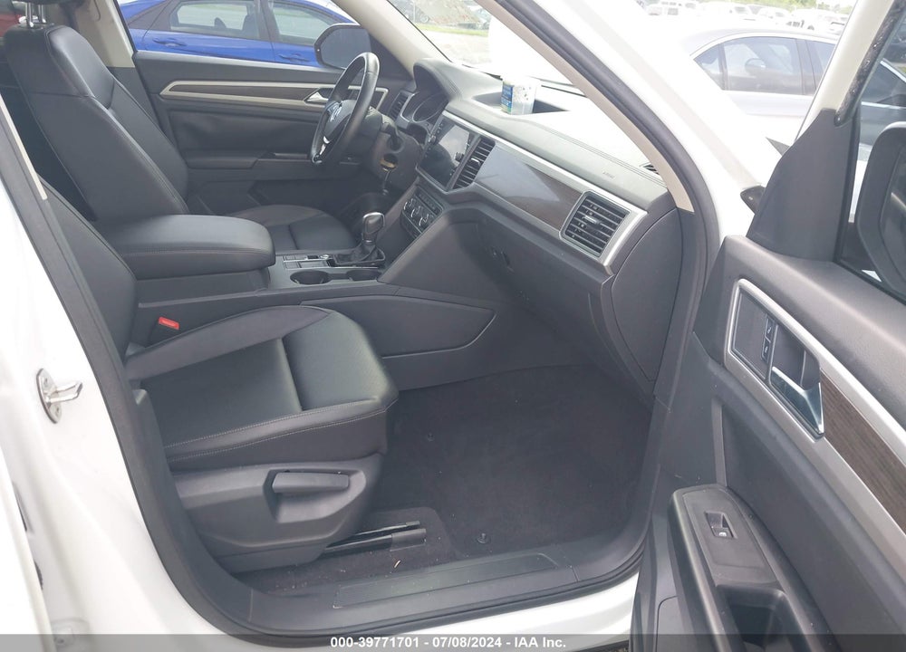 2019 VOLKSWAGEN ATLAS 3.6L V6 SE W/TECHNOLOGY VIN: 1V2WR2CA8KC518406