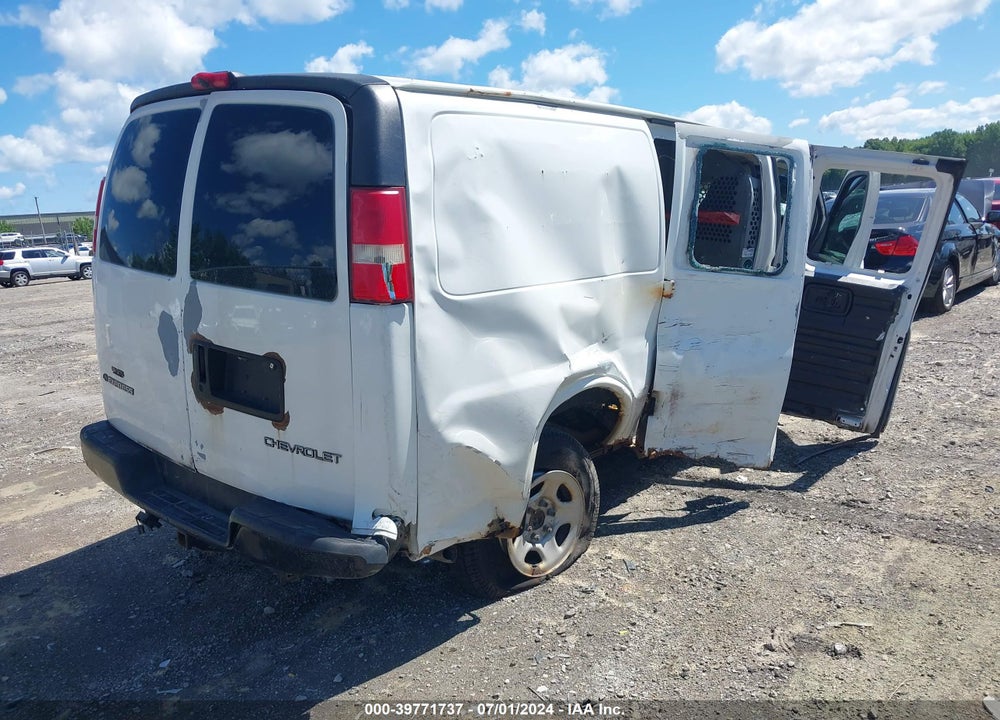 2004 CHEVROLET EXPRESS VIN: 1GCFG15T941179329