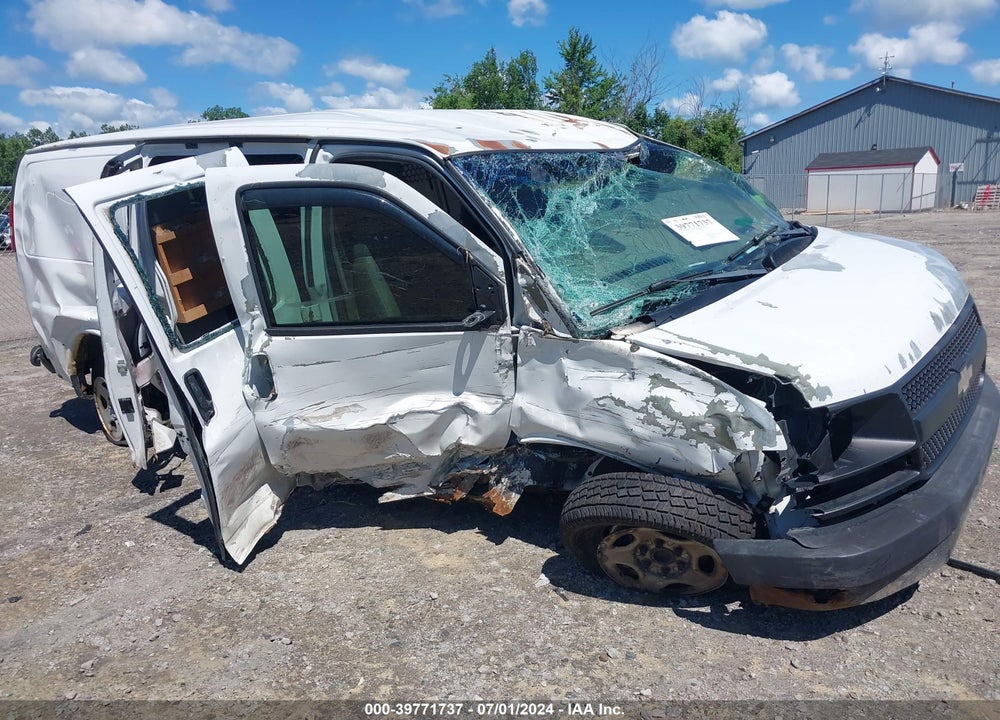 2004 CHEVROLET EXPRESS VIN: 1GCFG15T941179329