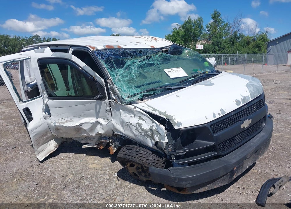 2004 CHEVROLET EXPRESS VIN: 1GCFG15T941179329