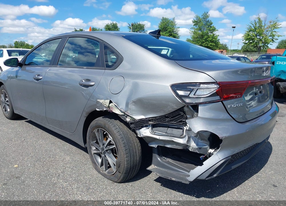 2022 KIA FORTE LXS VIN: 3KPF24ADXNE501232