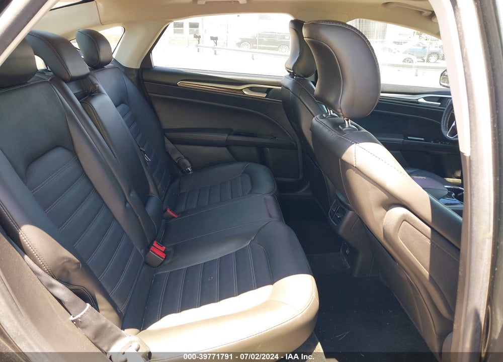 2016 FORD FUSION SE VIN: 3FA6P0H92GR101548