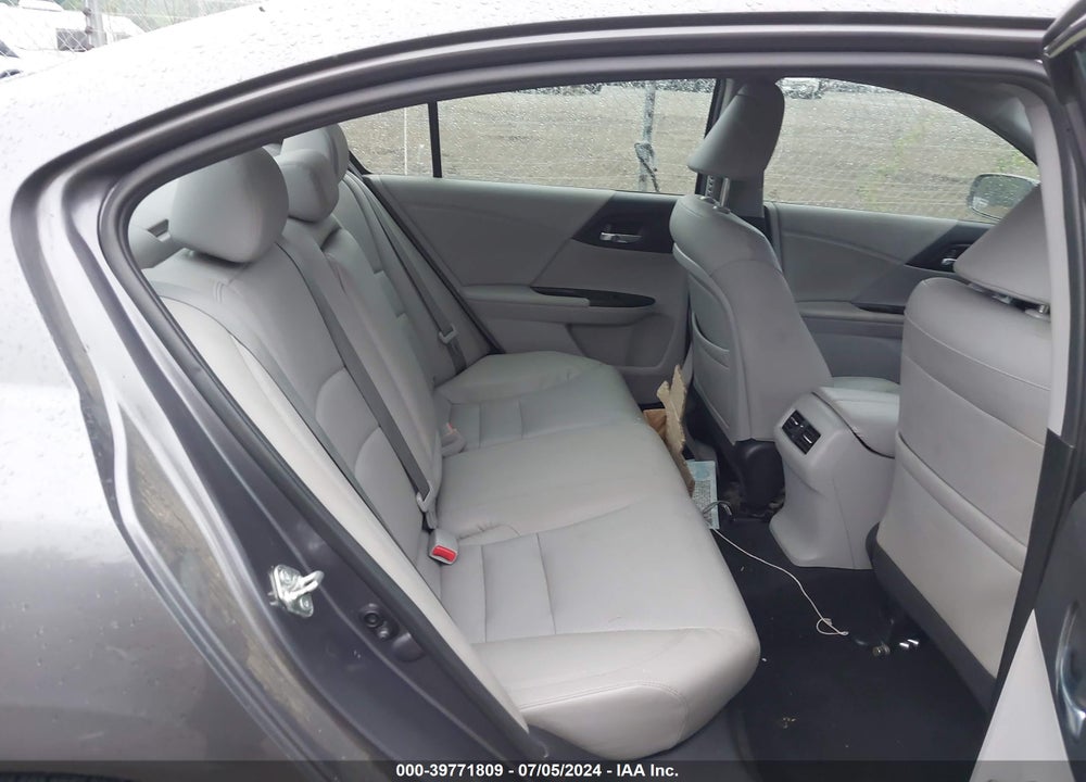 2015 HONDA ACCORD EX-L V-6 VIN: 1HGCR3F84FA017308