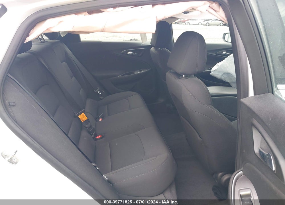 2019 CHEVROLET MALIBU 1LS VIN: 1G1ZB5ST4KF175415