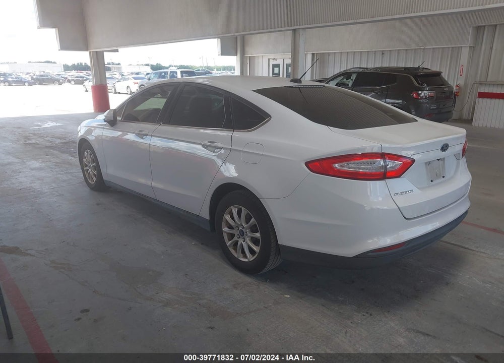 2016 FORD FUSION S VIN: 3FA6P0G79GR398544
