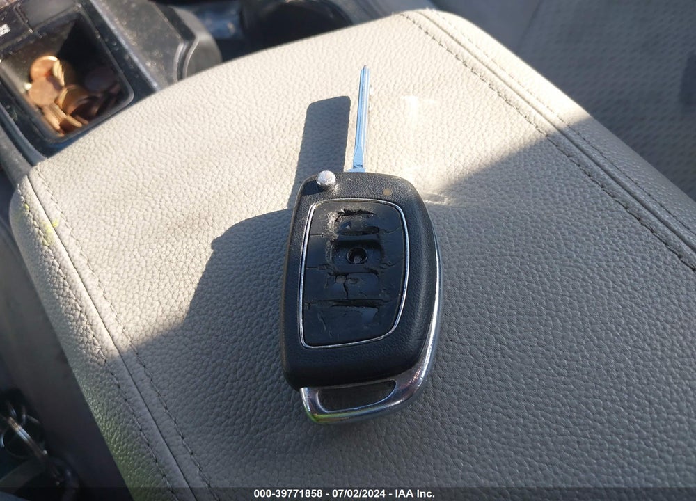 2017 HYUNDAI SONATA VIN: 5NPE24AF4HH546471