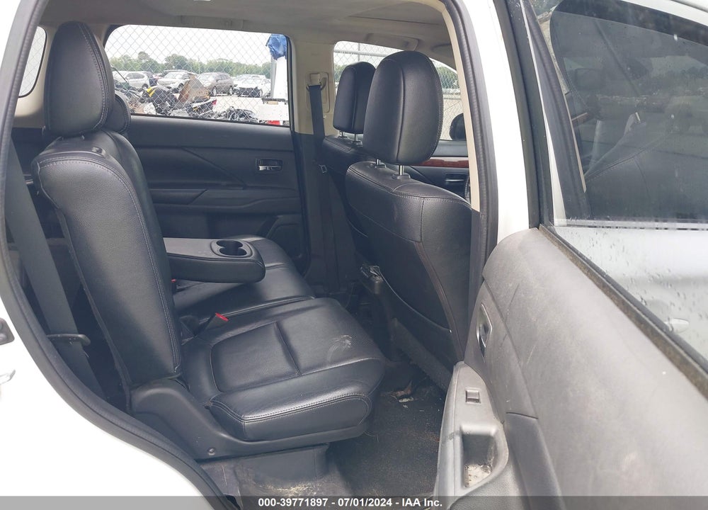 2014 MITSUBISHI OUTLANDER GT VIN: JA4JZ4AX1EZ012555