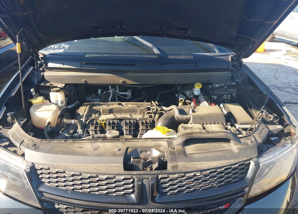 2019 DODGE JOURNEY SE VIN: 3C4PDCBB5KT810300